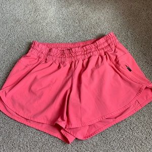 Lululemon Tracker Short III 4-Way stretch